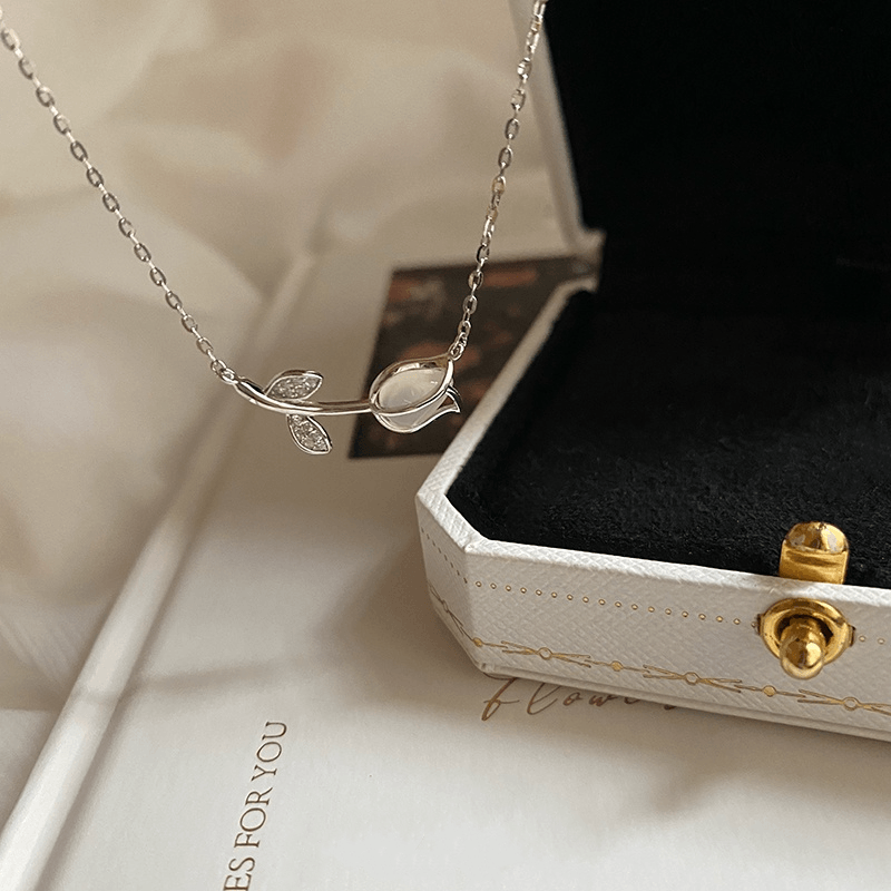 Tulip Necklace – Pura Jewels